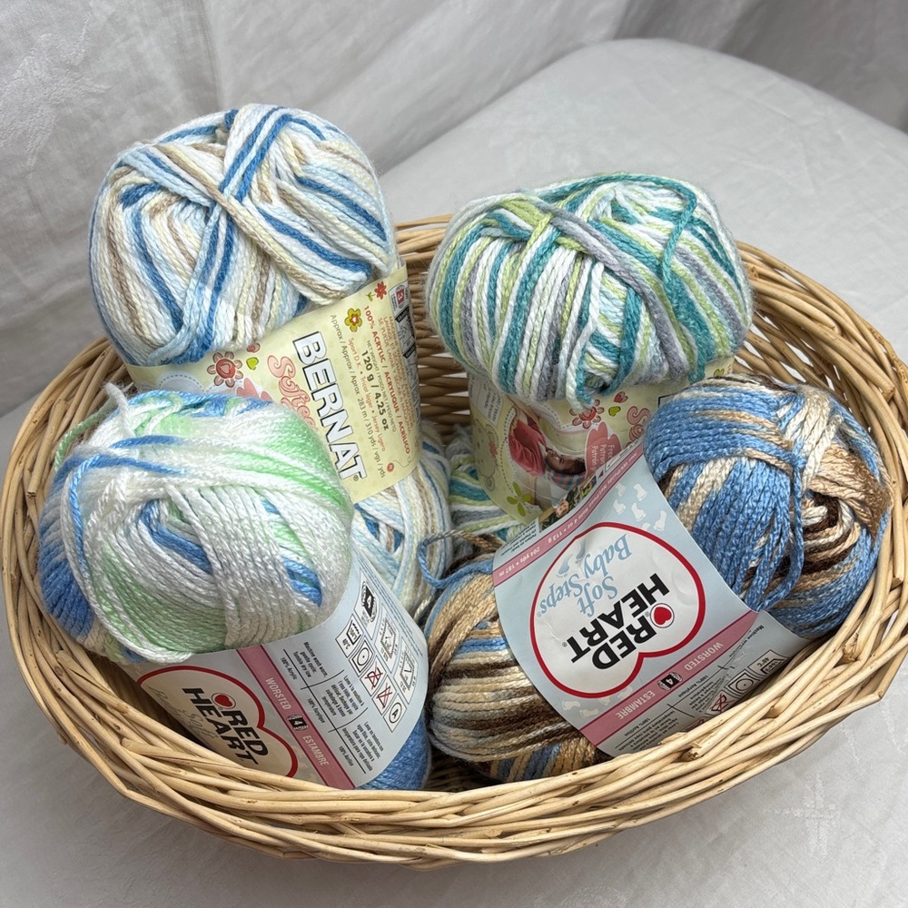 NWT Bernat and Red Heart Yarn Bundle of 4 Skeins 100% Acrylic